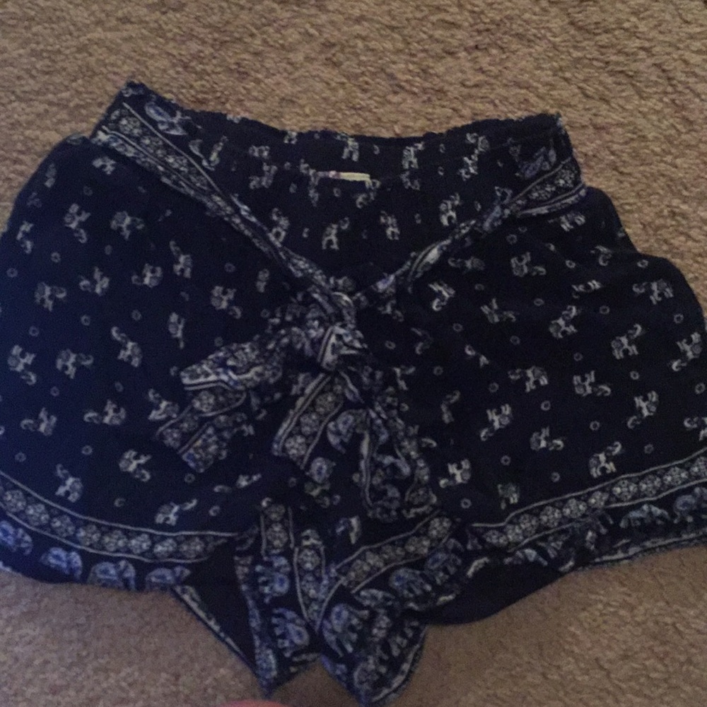 Francesca’s Merida Elephant Shorts Small